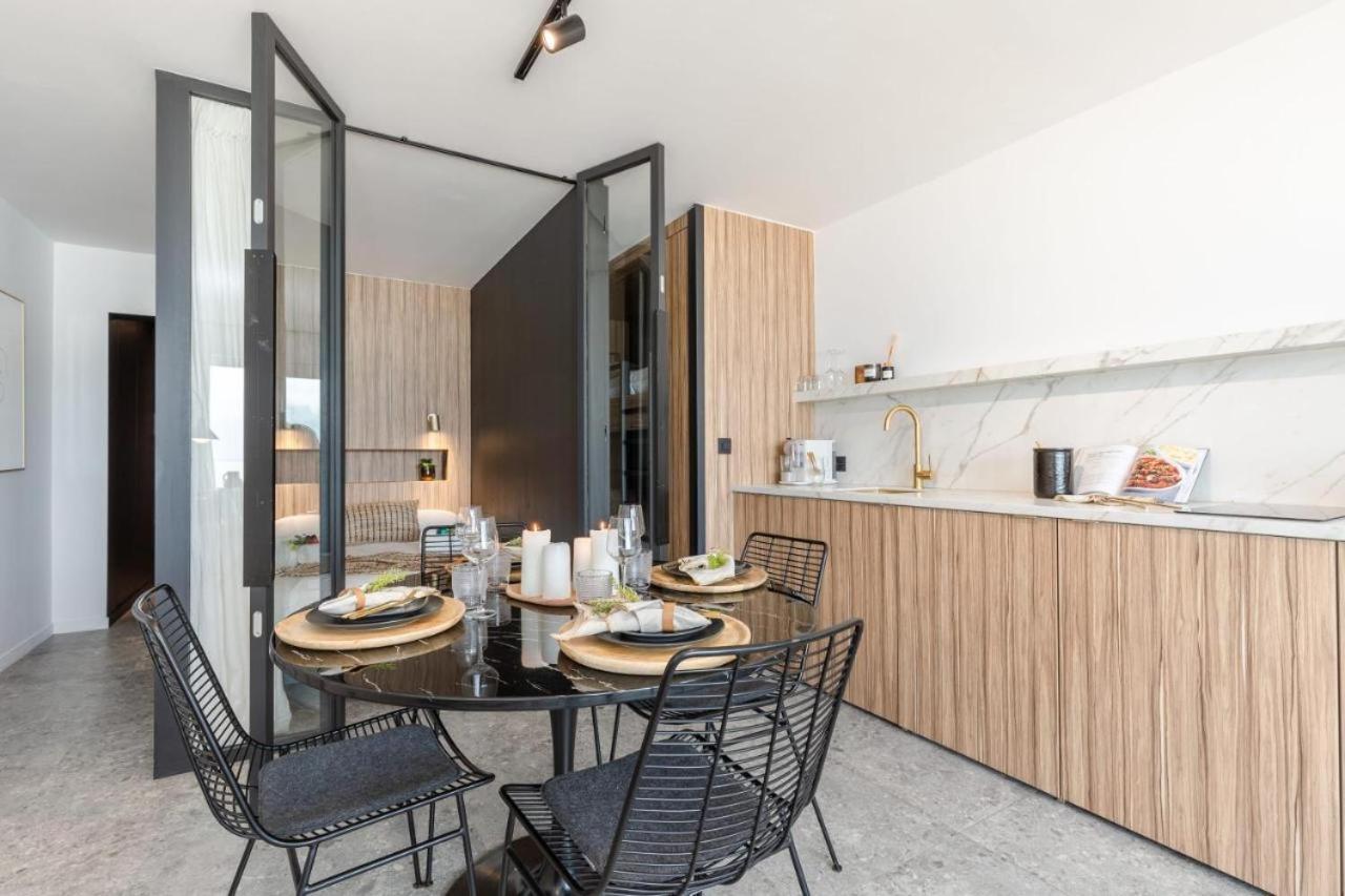 Ferienwohnung Wonderful Architect Designed Flat With Sea View Ostende Exterior foto